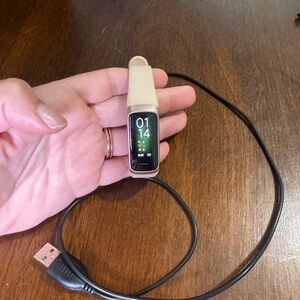 Fitness Tracker Smart watch- Heart Rate & Activity Monitor